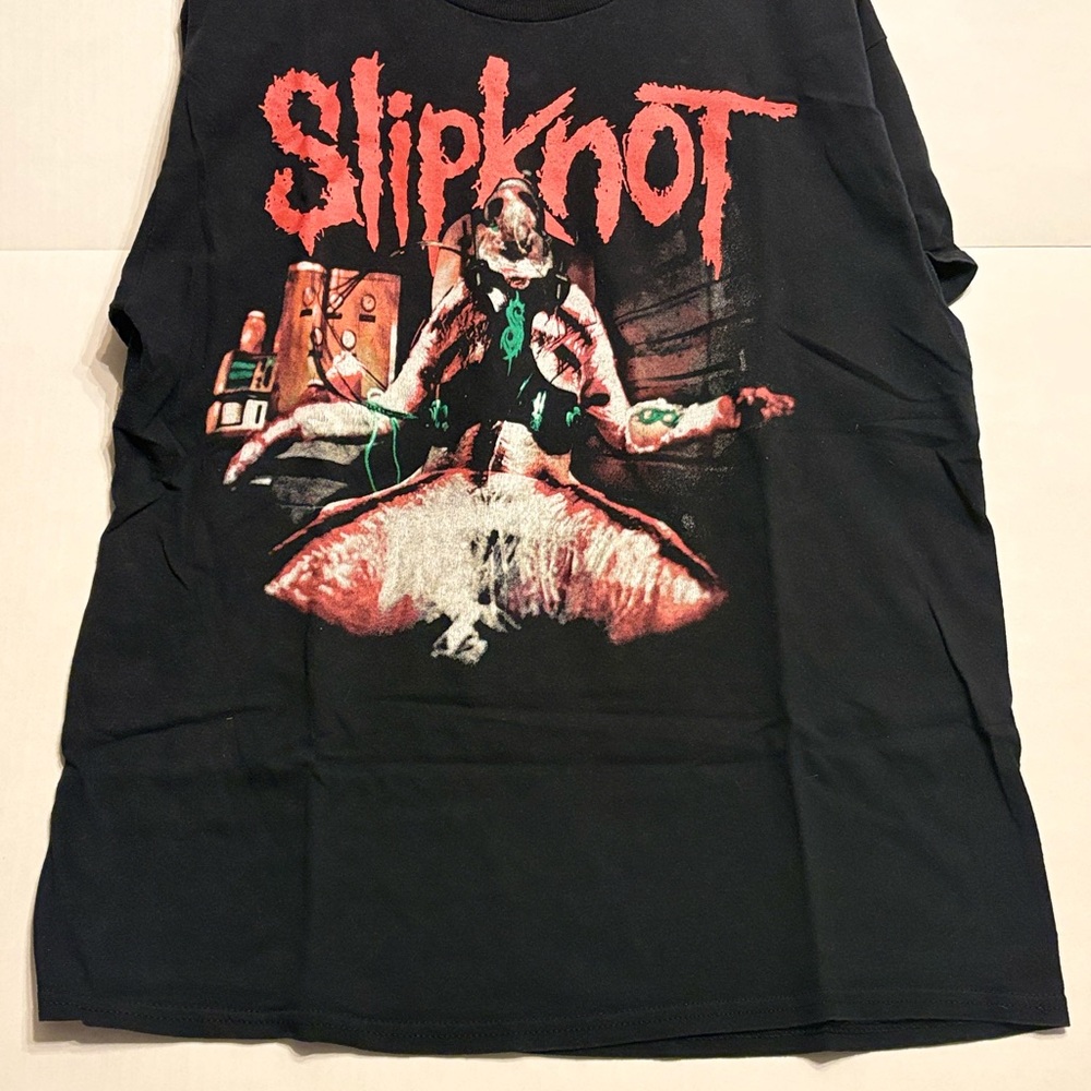 Slipknot Black Graphic Tee - Men's Short Sleeve